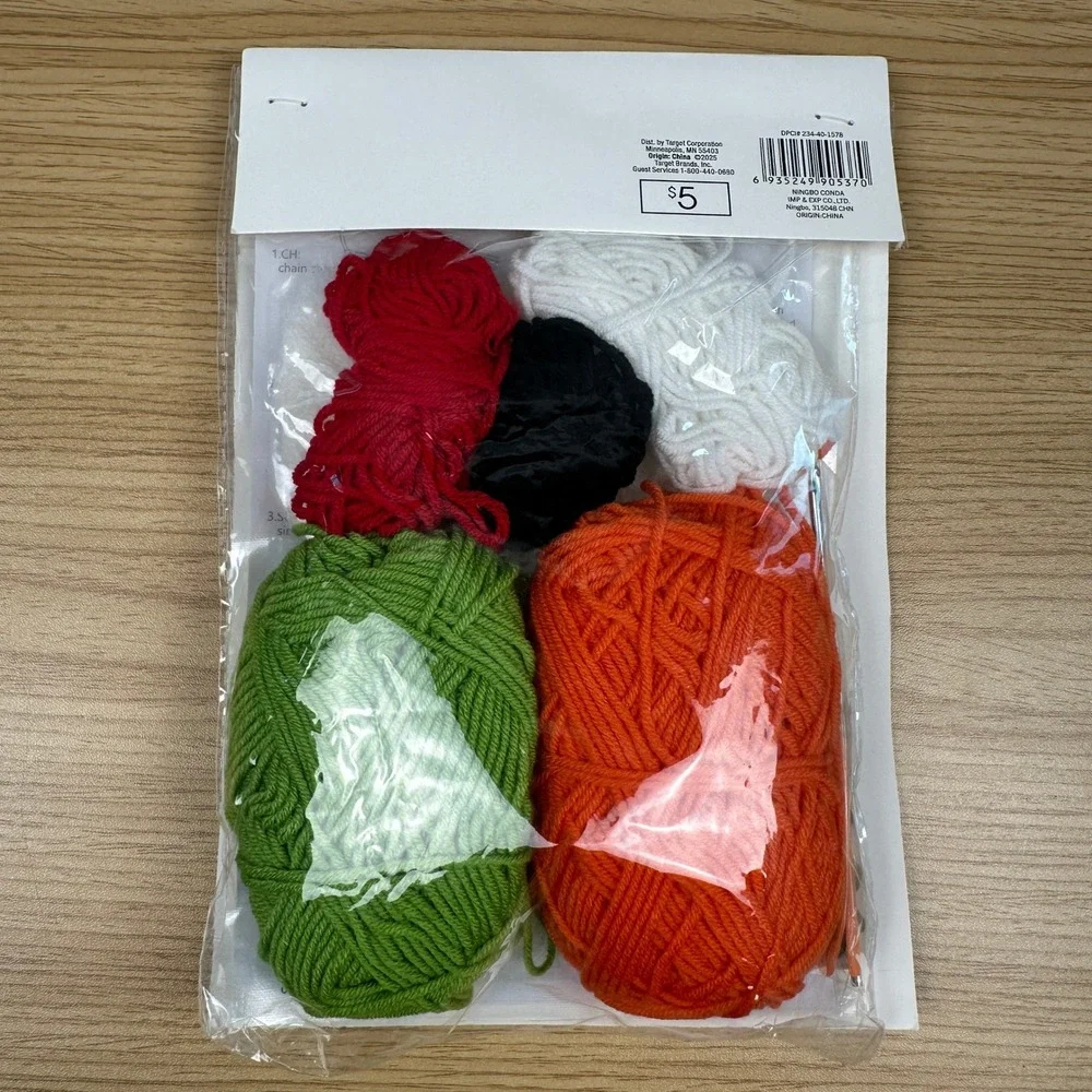 Target Crochet Set Frog Fox Kit 2 Count Green Orange Amigurumi DIY NEW
